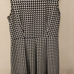 Calvin Klein Monochrome Houndstooth Pattern